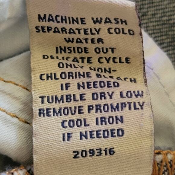 CAbi Women's Jeans Size 2 Low Rise Flare Jeans Great Condition - Picture 9 of 10